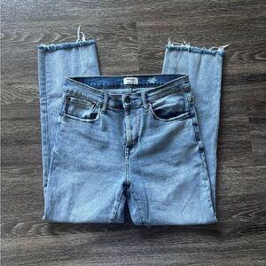 Kensie Light Blue Cropped Jeans